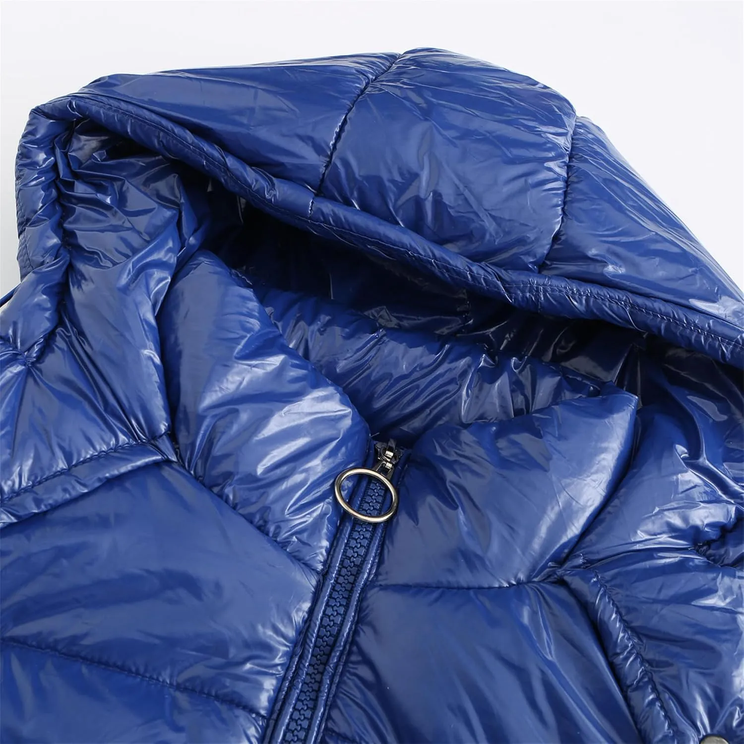 JEsilunmaMY Women's Shiny Short Winter Down Jacket Fashion Hooded Cropped Puffer Jacket Warm Thicken Padded Coats with Pocket