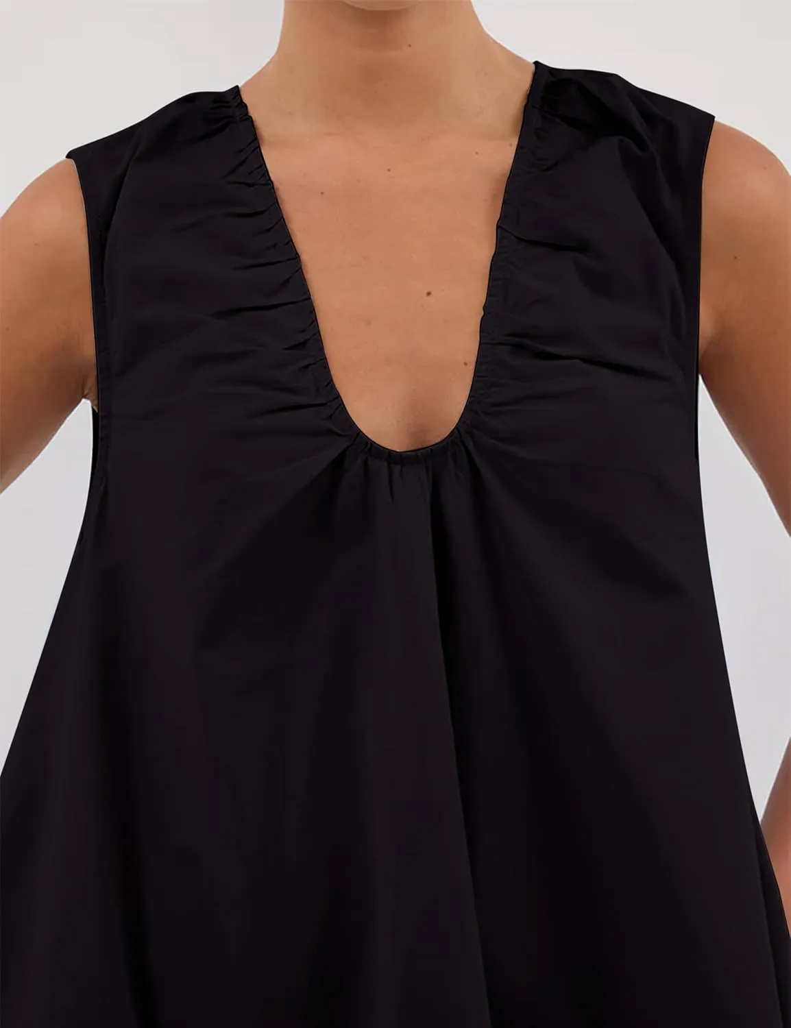 MISSACTIVER Women's Sleeveless Babydoll Tank Mini Dress Scoop Neck Ruched Short Dress with Side Pockets Summer Party Dresses