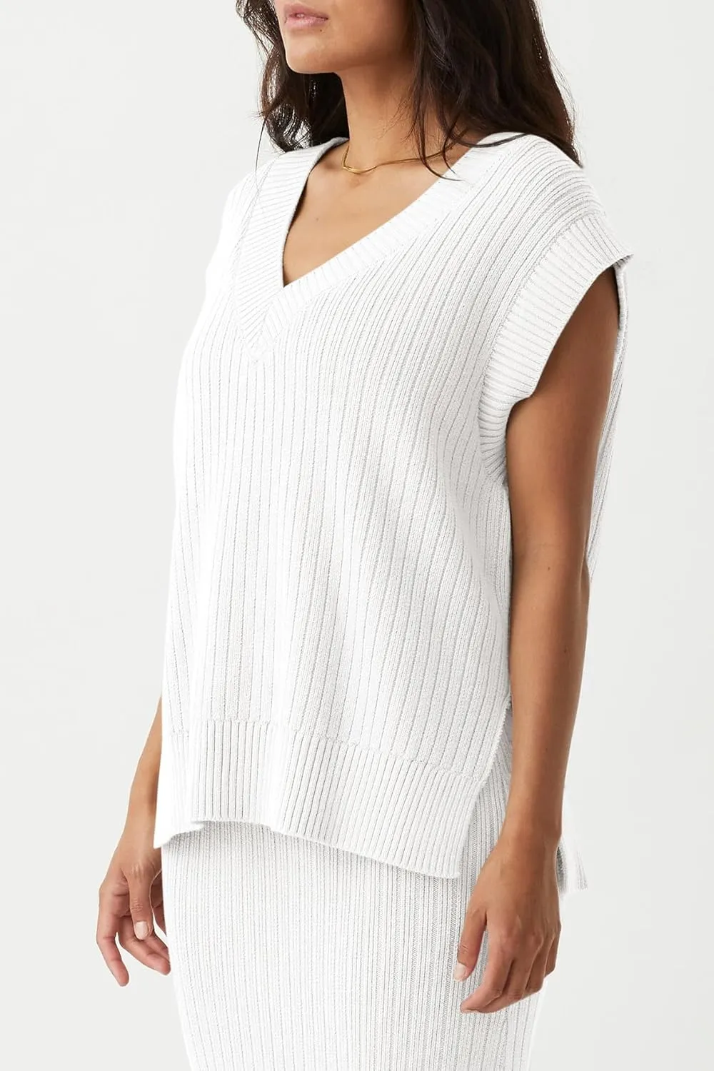 Saodimallsu Womens V Neck Sweater Vest Oversized Ribbed Knit Sleeveless Casual Loose Fit Pullover Tank Top