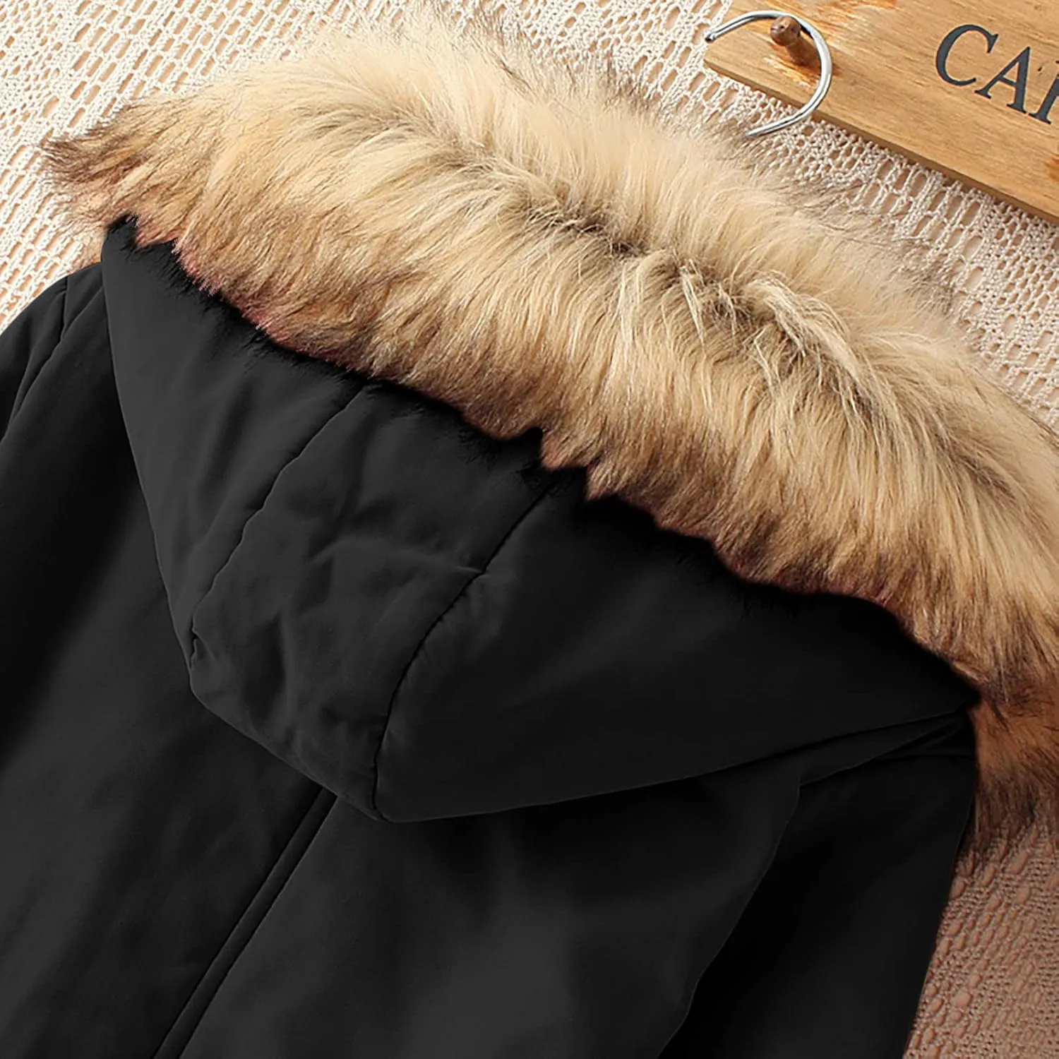 SMIDOW Winter Coats For Women 2023 Trendy Thicken Puffer Jackets With Faux Fur Hood Warm Parka Coat Outwear