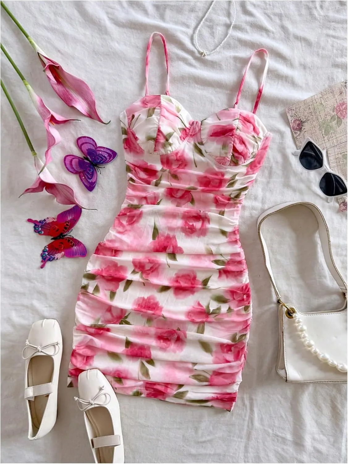 Verdusa Women's Floral Ruched Bodycon Mini Dress Spaghetti Strap Vacation Dress