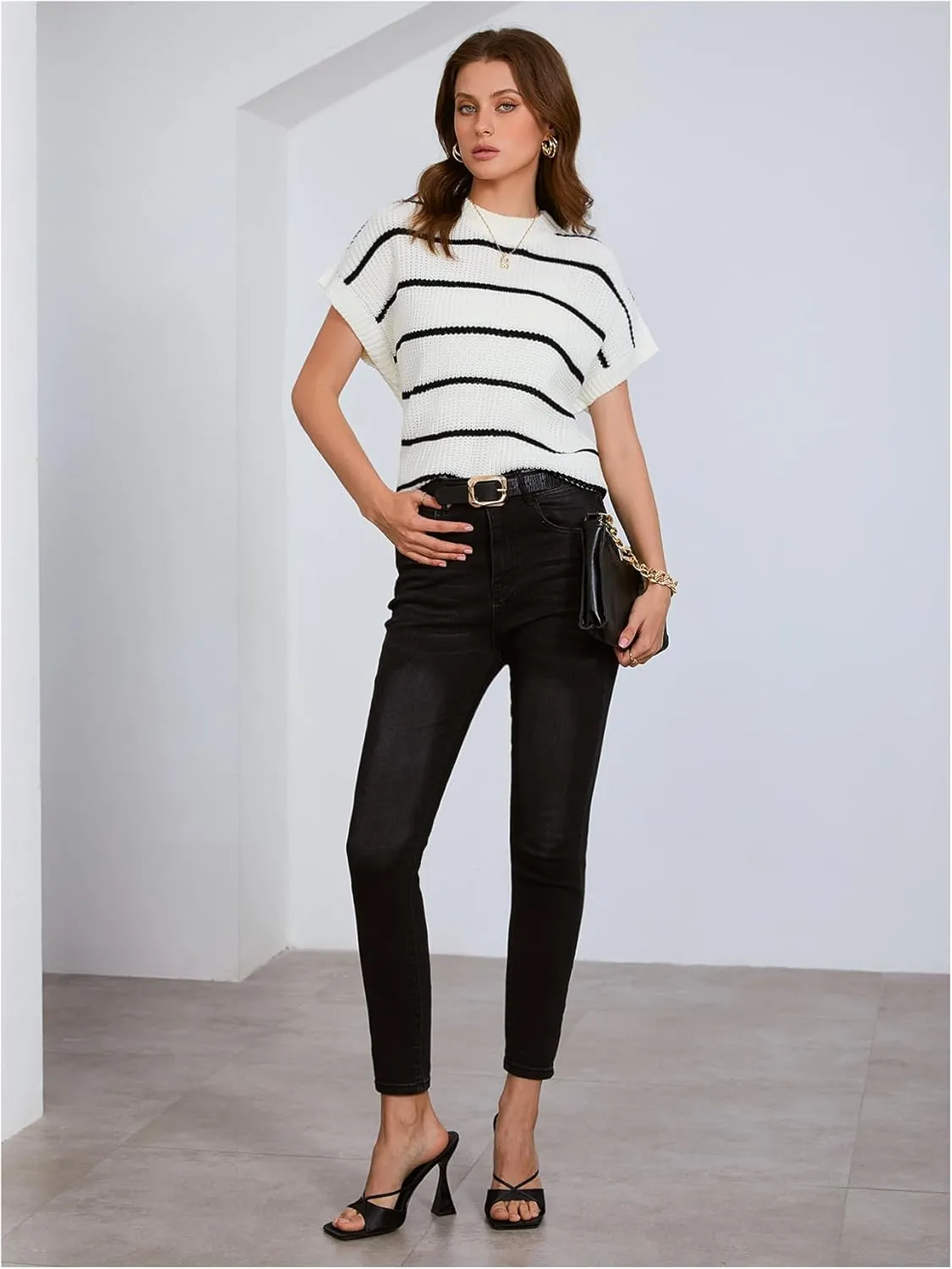 Verdusa Women's Striped Short Sleeve Sweater Cap Sleeve Crewneck Casual Knit Tops Sweater Vest