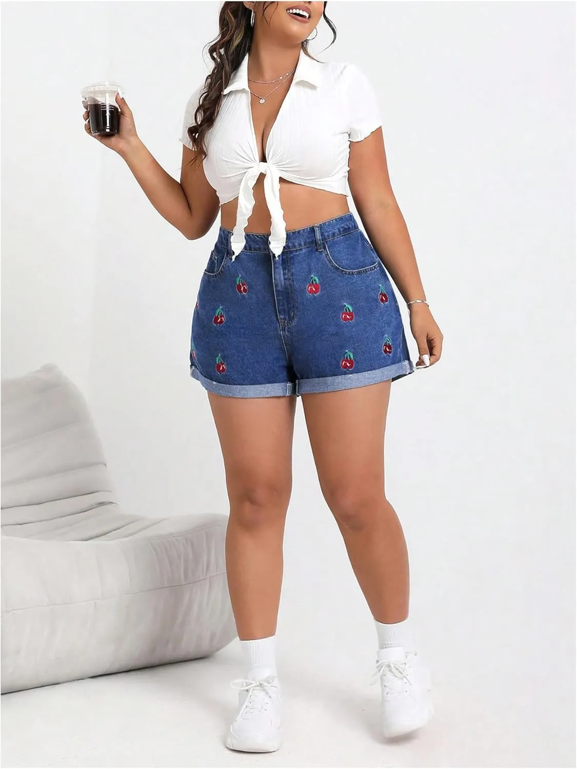 WDIRARA Women's Plus Size Cherry Embroidery Wide Leg Denim Shorts High Waist Rolled Hem Shorts