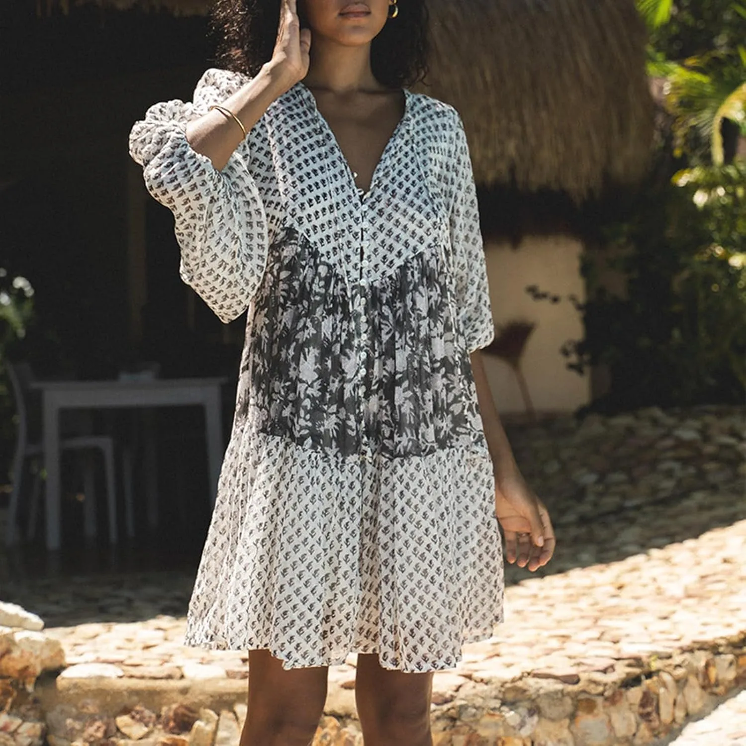 Women's Floral Flowy Dress Flared Sleeve V Neck Swing A-line Mini Boho Ruffle Summer Casual Beach Sundress